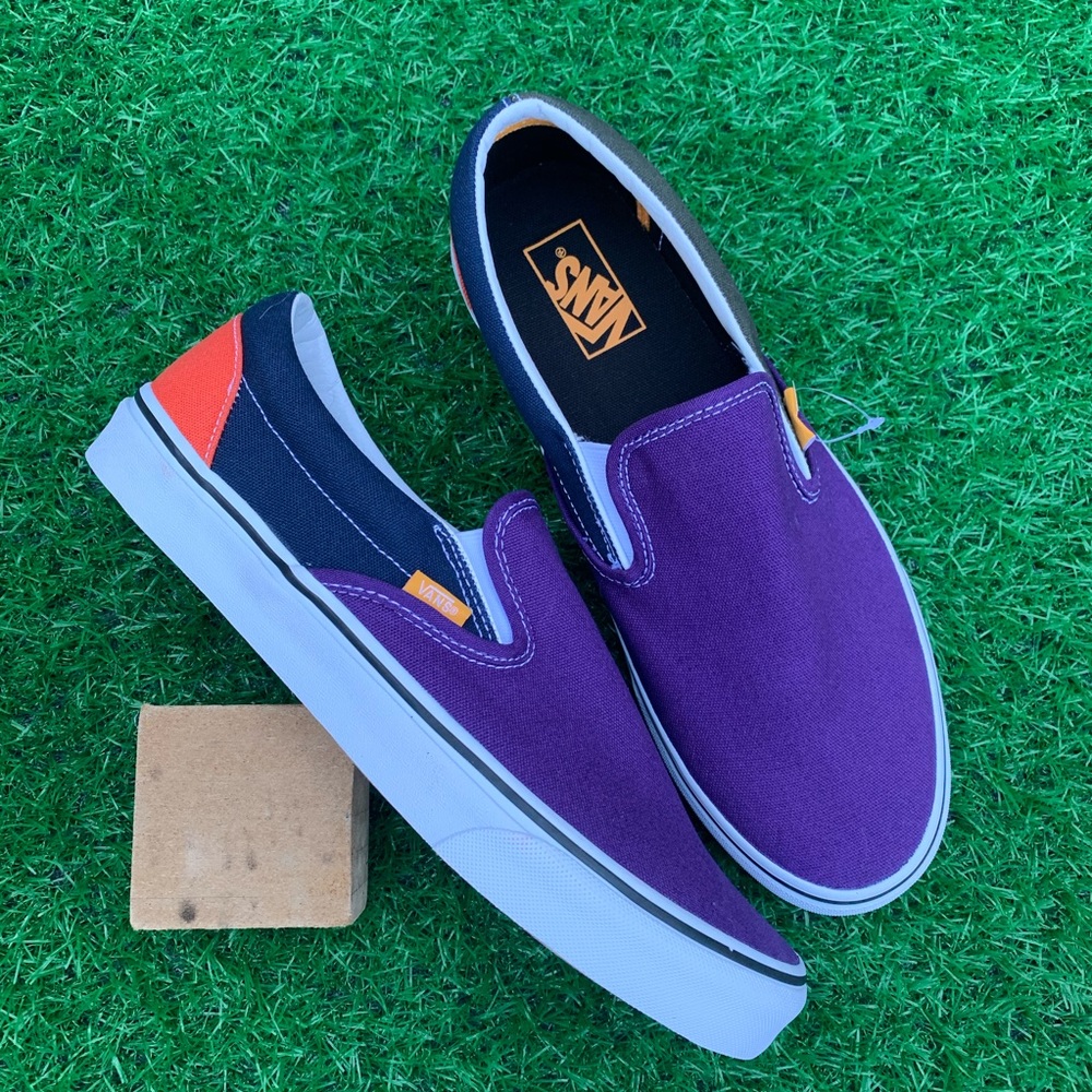Vans Classic slip ons - Picture 1 of 6